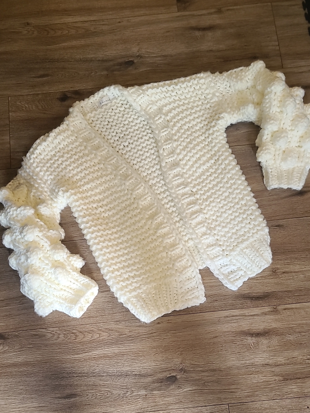 Chicwish Cuteness on Sleeves Chunky Cardigan in White Bubble Knit Euc - Picture 4 of 11